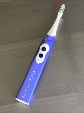 Go Smile - Pro Teeth Whitening UV Sonic Toothbrush